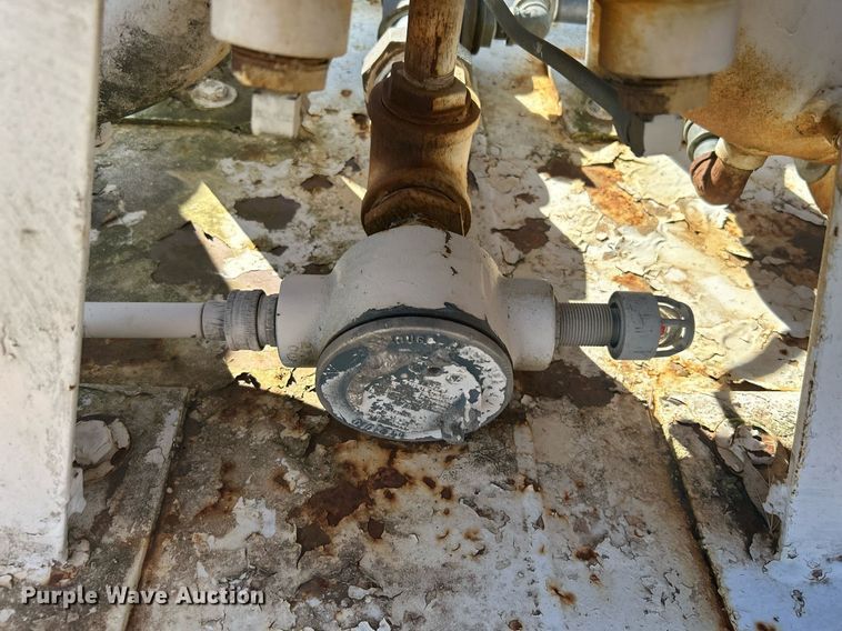 image for item DJ6498 Transfer pump