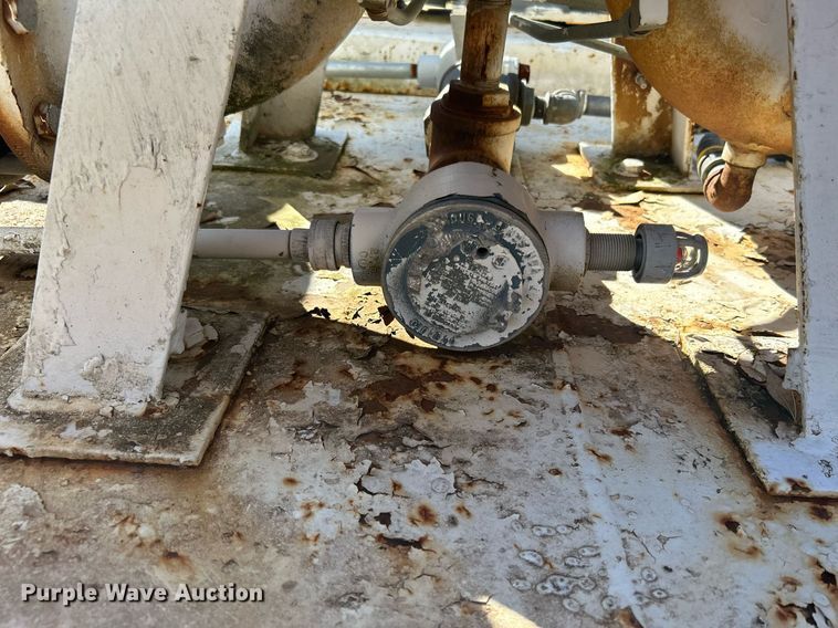 image for item DJ6498 Transfer pump