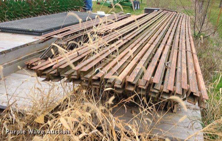 image for item DK4137 (15) Steel trusses