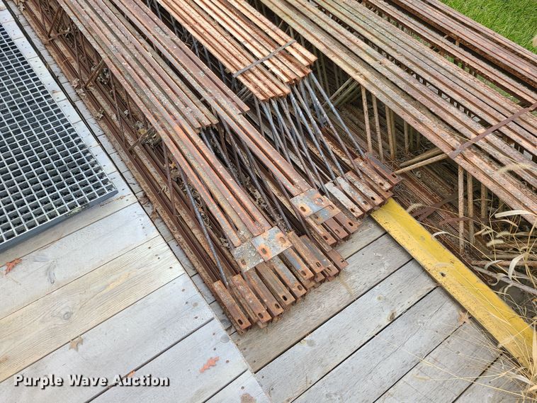 image for item DK4138 (15) Steel trusses