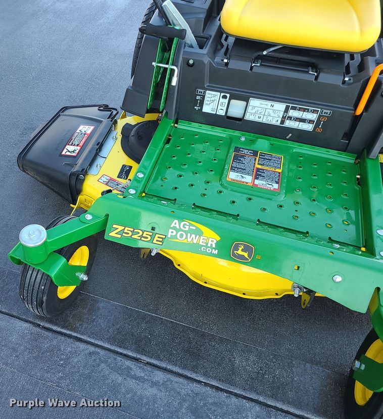image for item DK4154 John Deere Z525E  ZTR lawn mower
