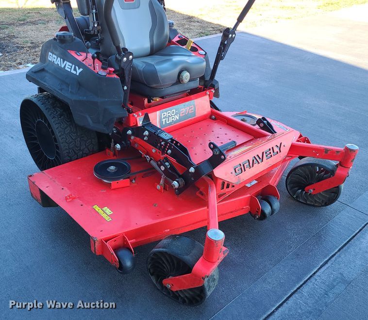 image for item DK4155 Gravely Proturn 272  ZTR lawn mower