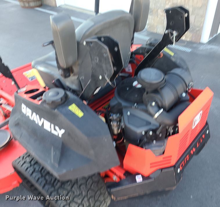 image for item DK4155 Gravely Proturn 272  ZTR lawn mower