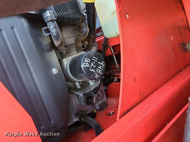 image for item DK4155 Gravely Proturn 272  ZTR lawn mower