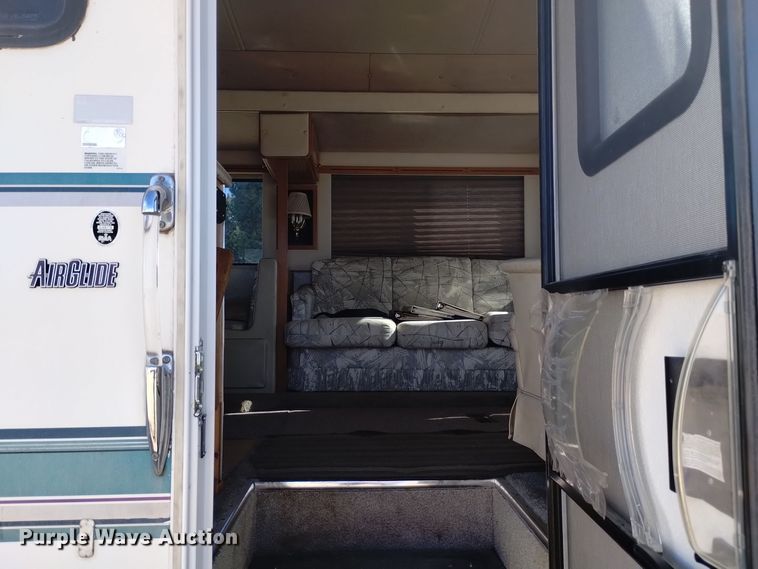 image for item DK8881 1994 Spartan Cruise Air  RV