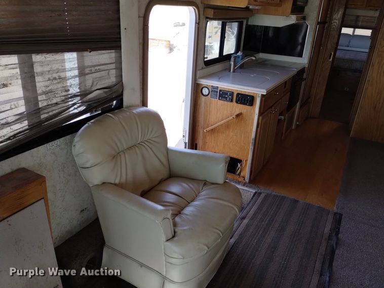 image for item DK8881 1994 Spartan Cruise Air  RV