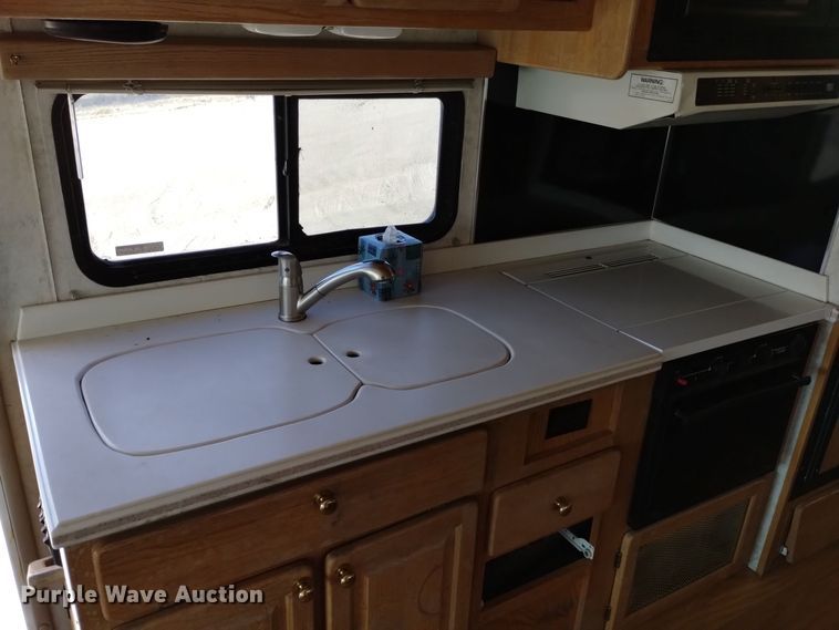 image for item DK8881 1994 Spartan Cruise Air  RV