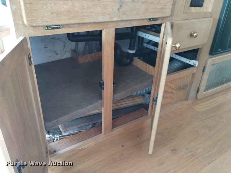 image for item DK8881 1994 Spartan Cruise Air  RV