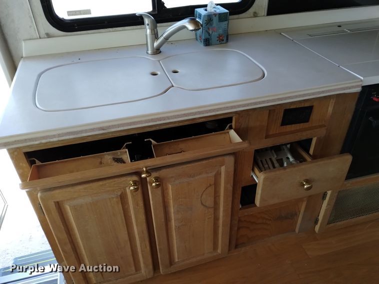 image for item DK8881 1994 Spartan Cruise Air  RV