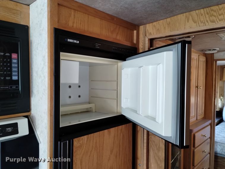 image for item DK8881 1994 Spartan Cruise Air  RV