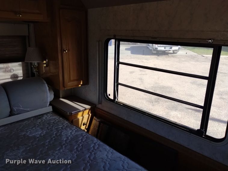 image for item DK8881 1994 Spartan Cruise Air  RV