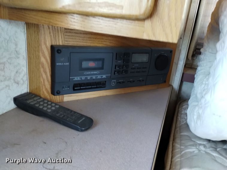 image for item DK8881 1994 Spartan Cruise Air  RV