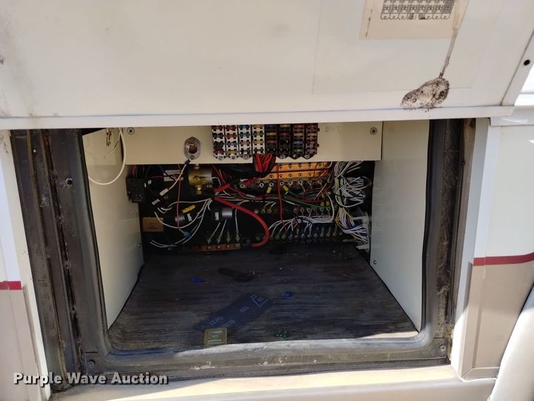 image for item DK8881 1994 Spartan Cruise Air  RV