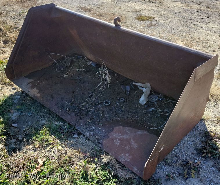 image for item DL7742 Mustang OMC552  skid steer loader