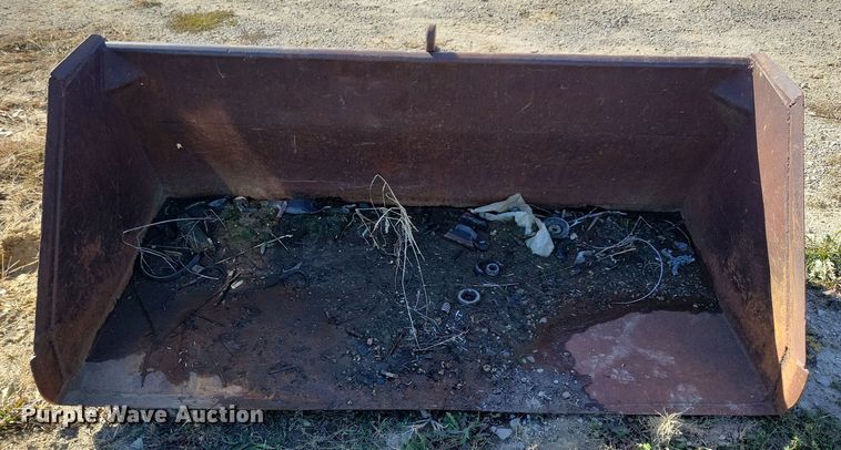 image for item DL7742 Mustang OMC552  skid steer loader