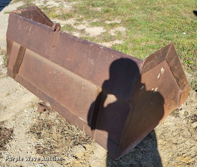 image for item DL7742 Mustang OMC552  skid steer loader