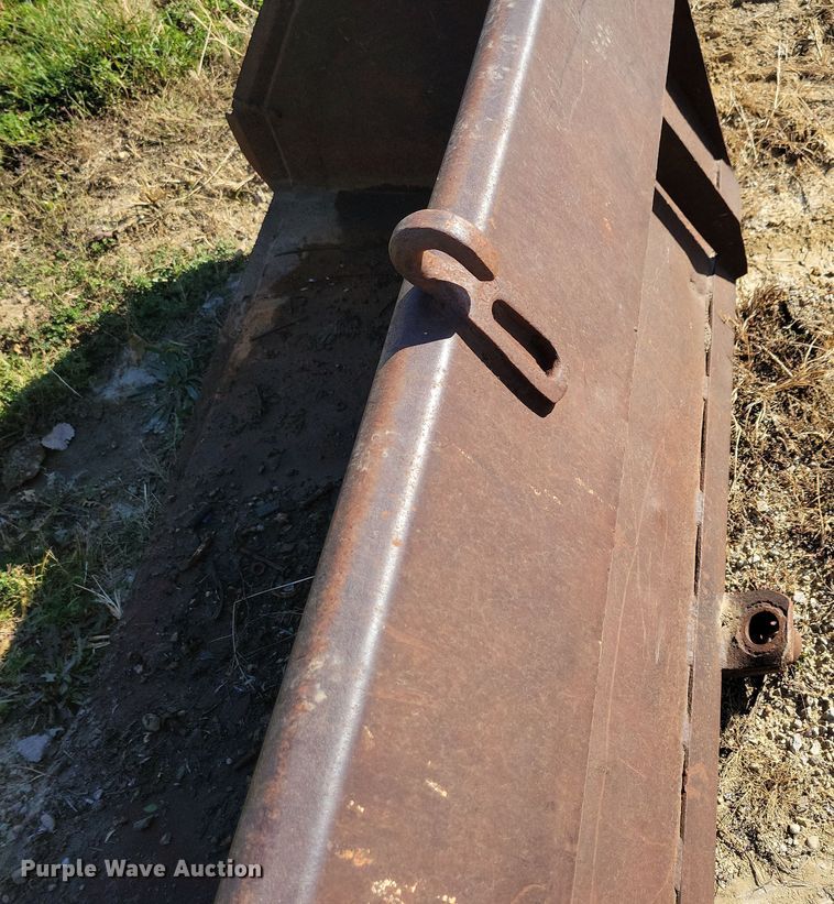 image for item DL7742 Mustang OMC552  skid steer loader