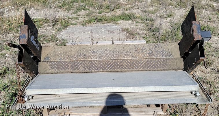 image for item DL7743 Tommy Gate  end gate lift