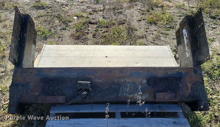 image for item DL7743 Tommy Gate  end gate lift