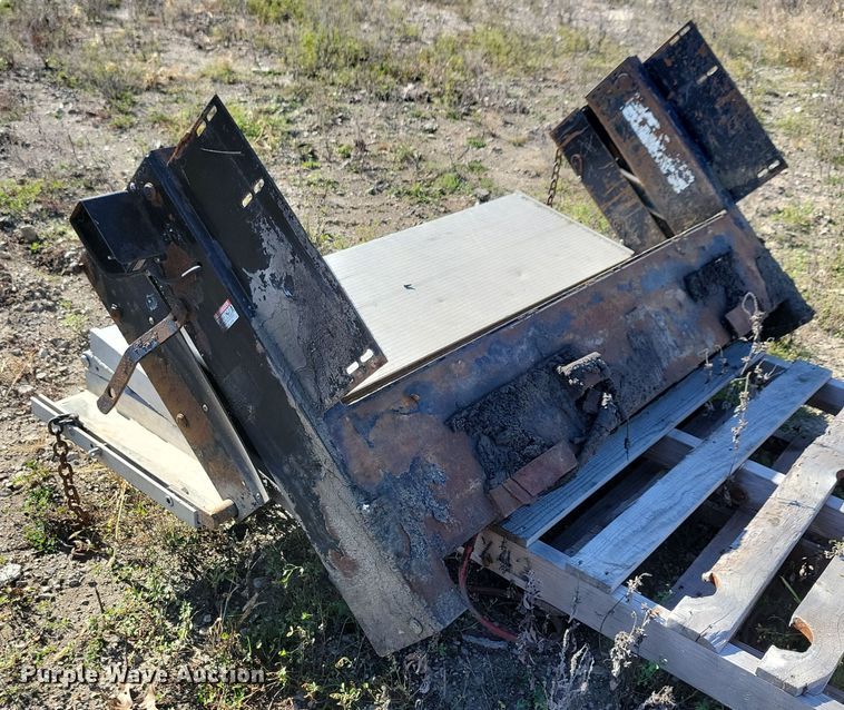 image for item DL7743 Tommy Gate  end gate lift