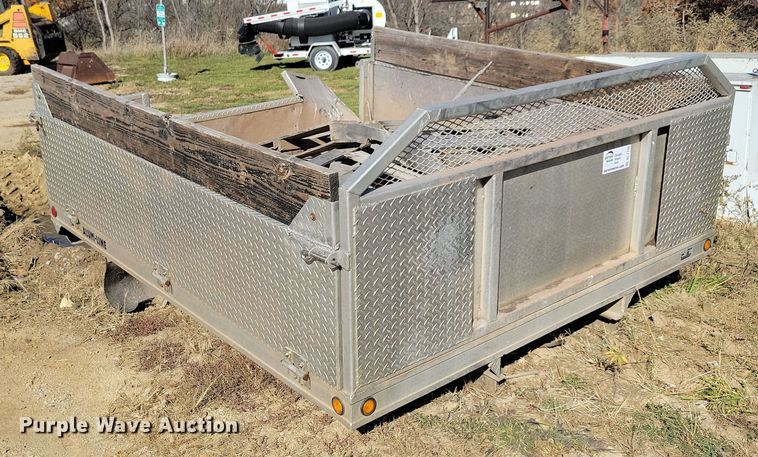image for item DL7745 2001 Alum-Line Inc.  utility bed