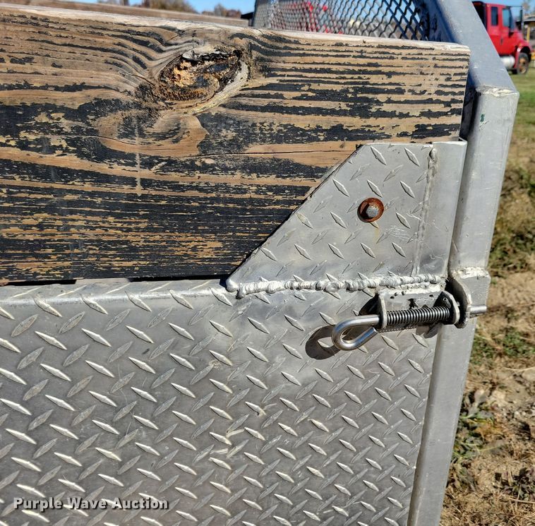 image for item DL7745 2001 Alum-Line Inc.  utility bed