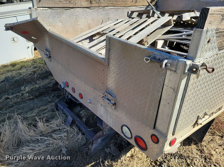 image for item DL7745 2001 Alum-Line Inc.  utility bed