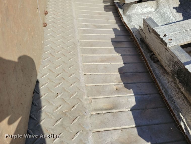 image for item DL7745 2001 Alum-Line Inc.  utility bed