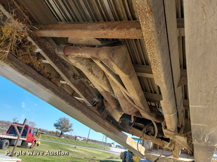 image for item DL7745 2001 Alum-Line Inc.  utility bed