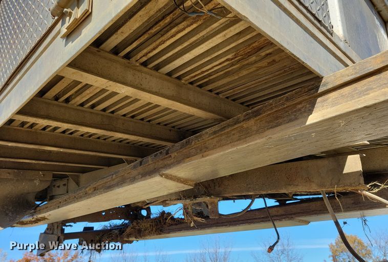 image for item DL7745 2001 Alum-Line Inc.  utility bed