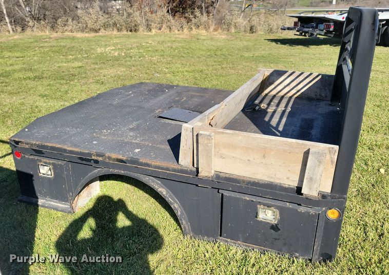 image for item DL7746 CM  flatbed