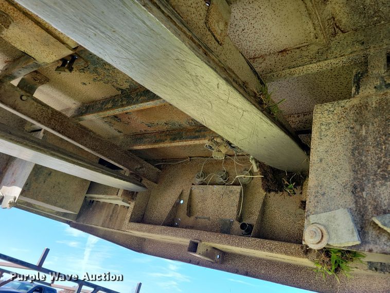 image for item DL7746 CM  flatbed