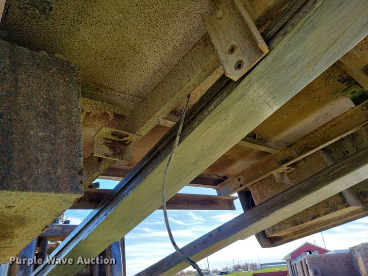 image for item DL7746 CM  flatbed