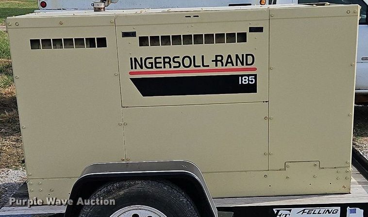 image for item DN7057 2003 Ingersoll Rand P185WJDU  air compressor
