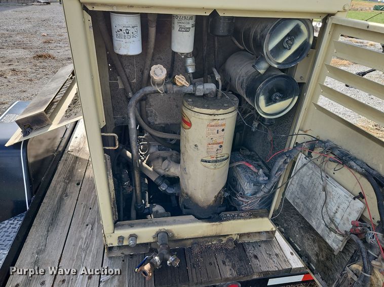 image for item DN7057 2003 Ingersoll Rand P185WJDU  air compressor
