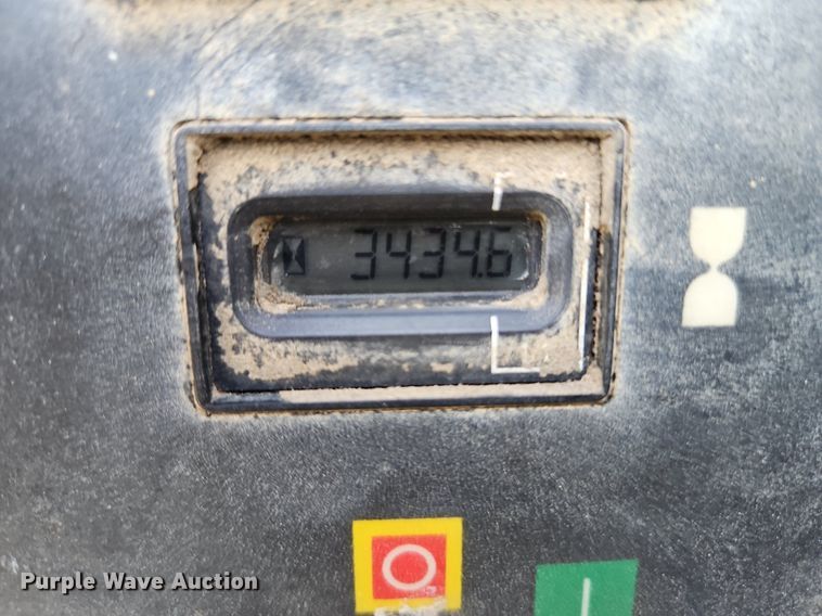 image for item DN7057 2003 Ingersoll Rand P185WJDU  air compressor