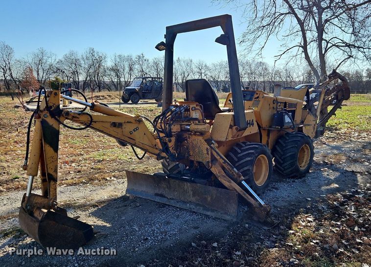 image for item DN7067 1982 Case DH4  trencher