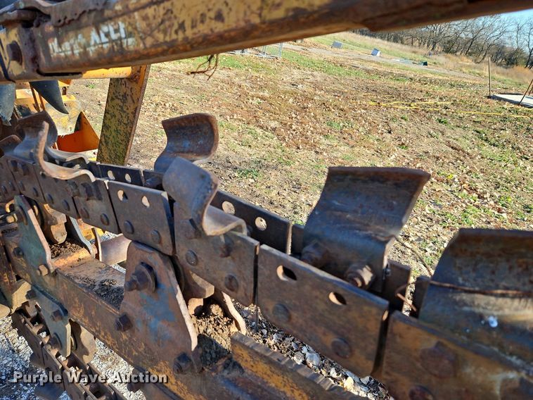 image for item DN7067 1982 Case DH4  trencher