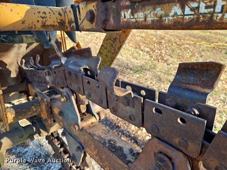 image for item DN7067 1982 Case DH4  trencher