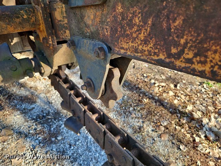 image for item DN7067 1982 Case DH4  trencher