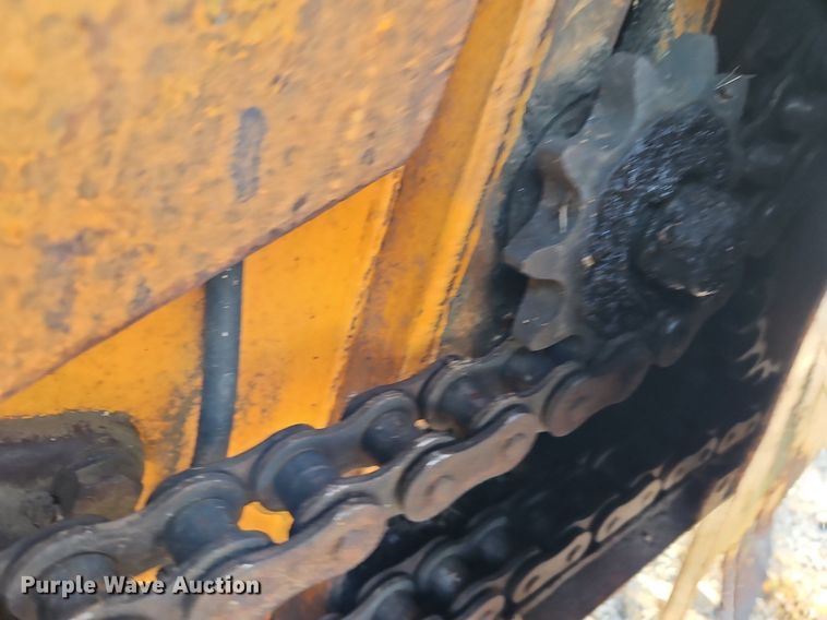 image for item DN7067 1982 Case DH4  trencher