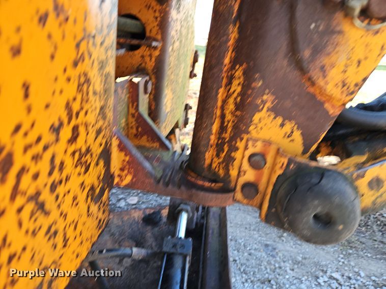 image for item DN7067 1982 Case DH4  trencher