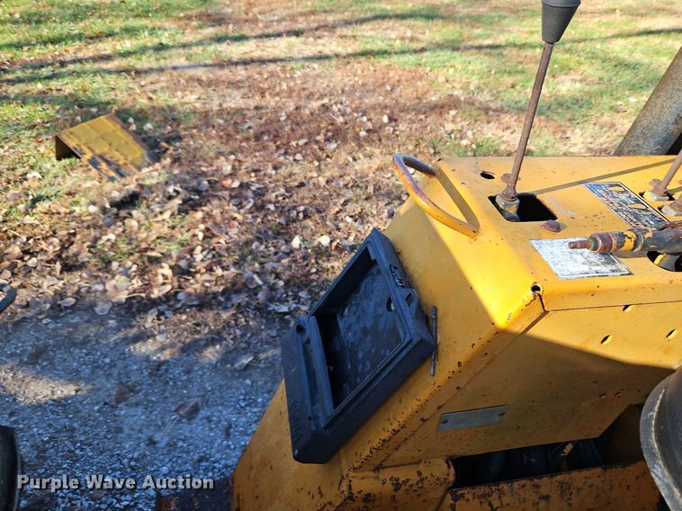 image for item DN7067 1982 Case DH4  trencher