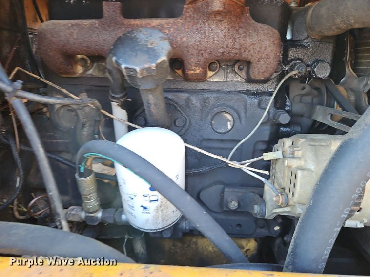 image for item DN7067 1982 Case DH4  trencher