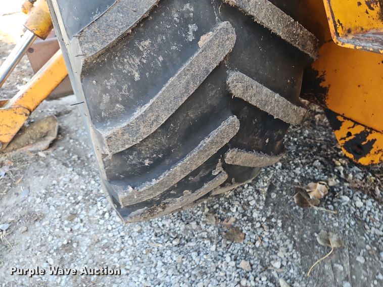 image for item DN7067 1982 Case DH4  trencher