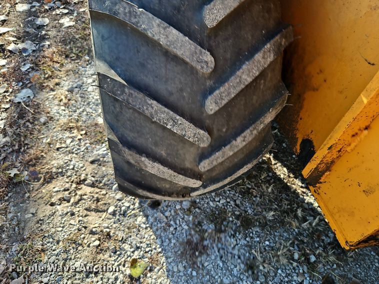 image for item DN7067 1982 Case DH4  trencher