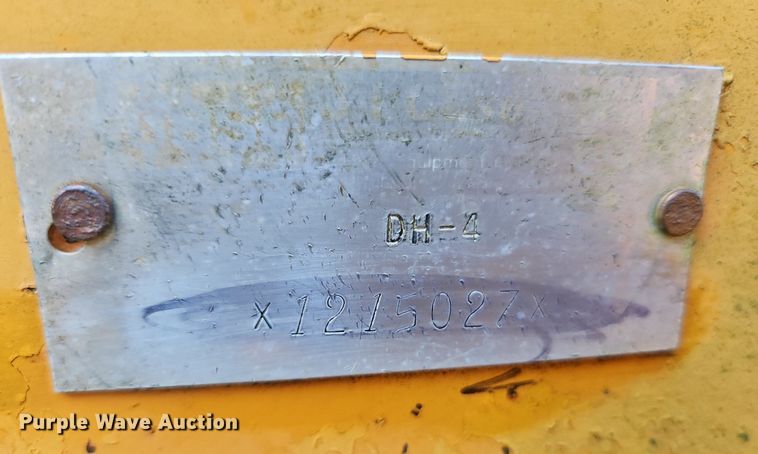 image for item DN7067 1982 Case DH4  trencher