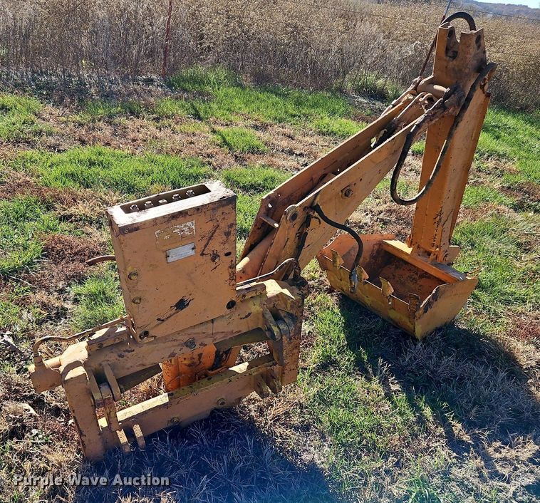 image for item DN7067 1982 Case DH4  trencher