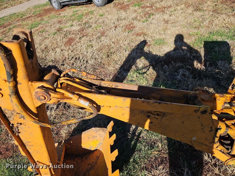 image for item DN7067 1982 Case DH4  trencher