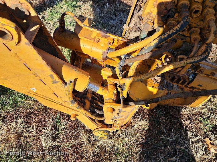 image for item DN7067 1982 Case DH4  trencher